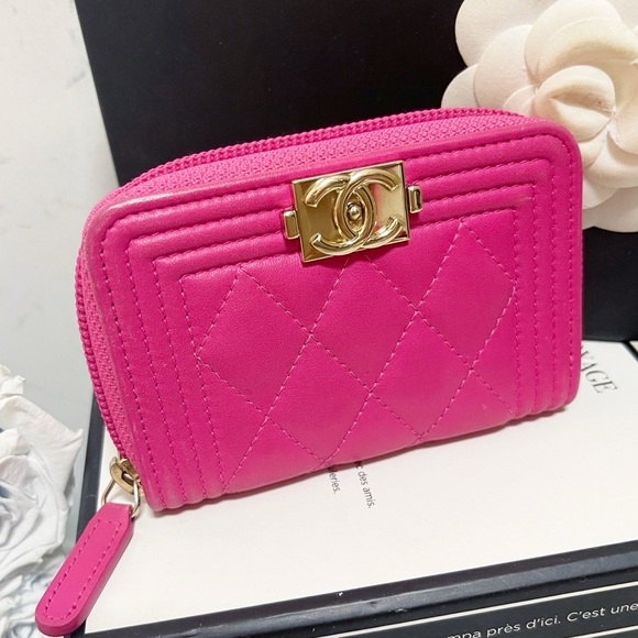 CHANEL Handbags - TRADED ✖️